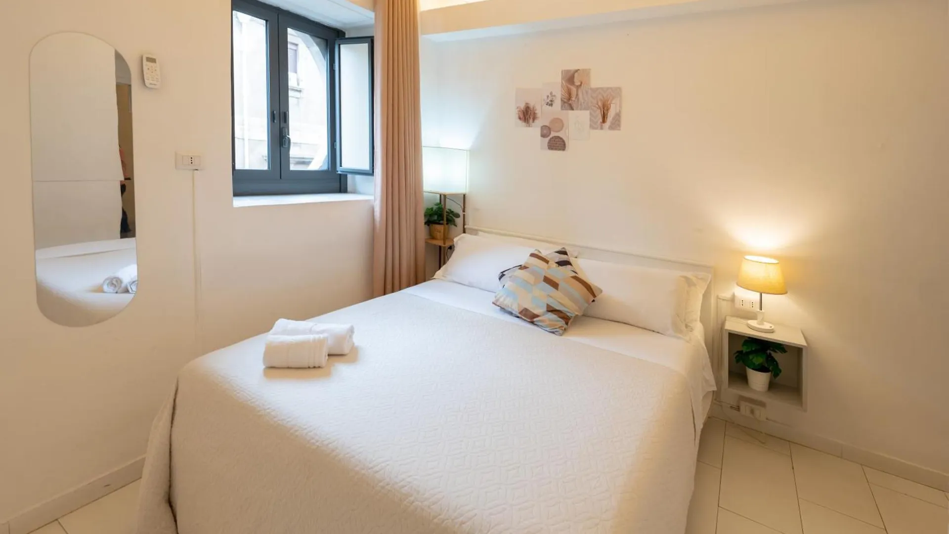 Nocleg ze śniadaniem Bed and Breakfast Palazzo Bruca Katania