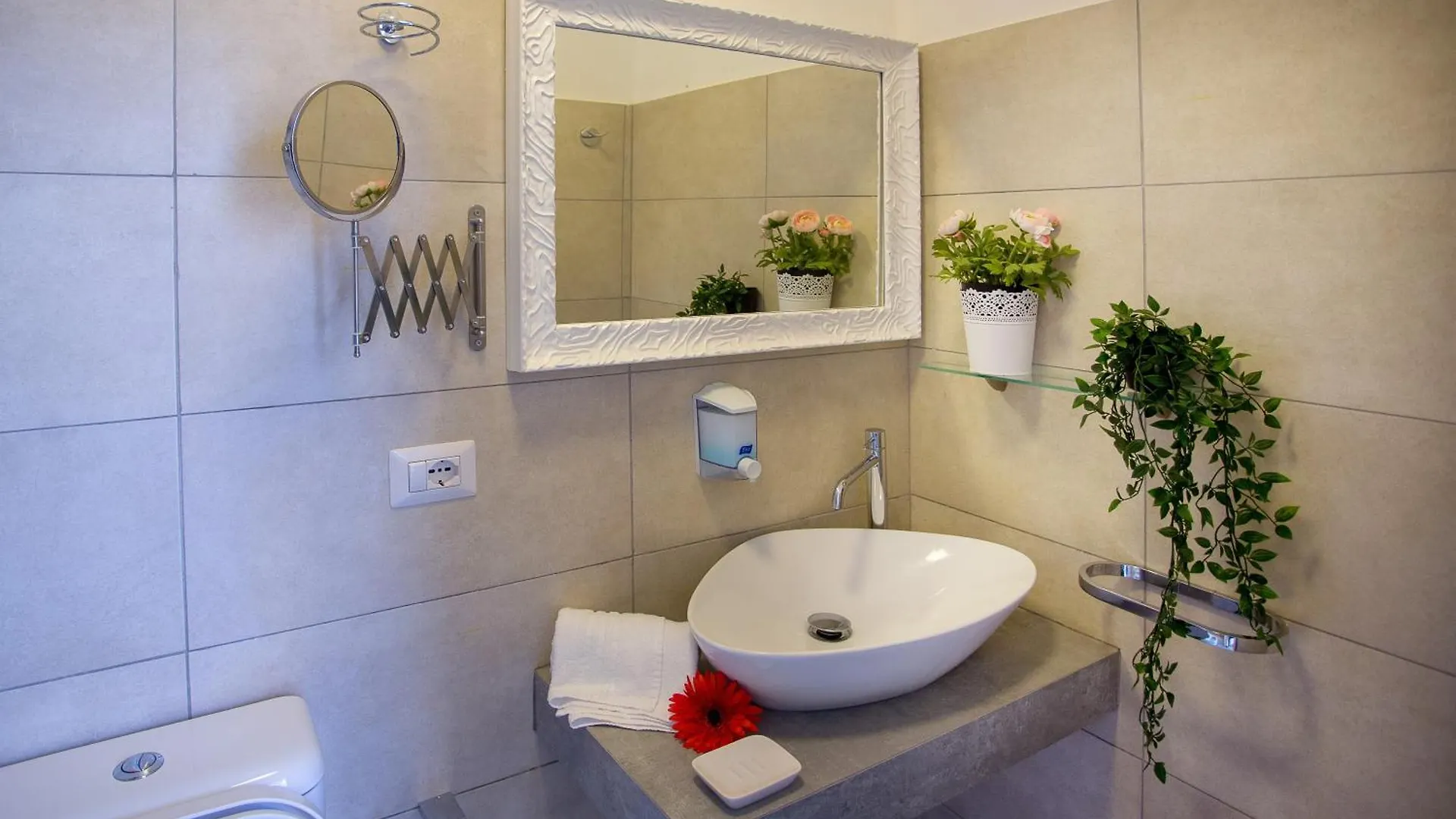 Palazzo Bruca Catania Bed & Breakfast