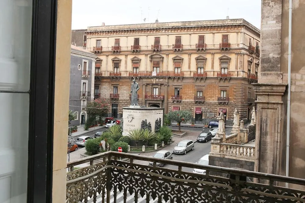Bed and Breakfast Palazzo Bruca Katania Nocleg ze śniadaniem